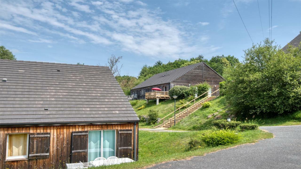 Vacanceole - Residence Le Domaine Du Bosquet Égletons Exterior foto
